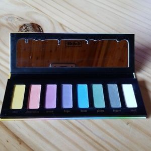Pastel Goth Kat Von D Eyeshadow Palette
